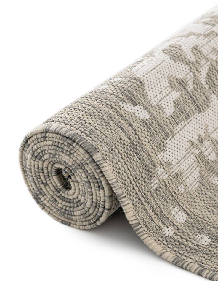 Detail image of  7' 10 x 7' 10  Washable Jill Zarin Dubai Indoor / Outdoor Square Rug