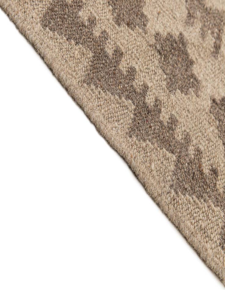 Detail image of  9' 10 x 10' 3  Hand Woven Kilim Maymana Wool Square Rug