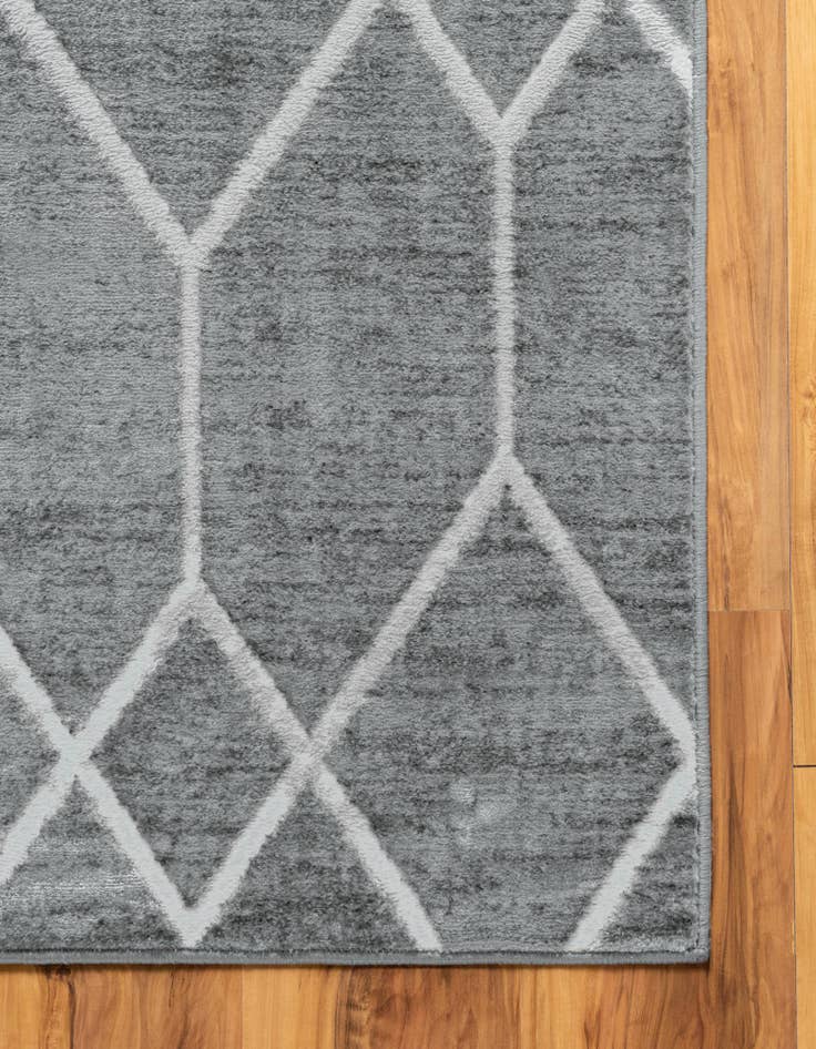 Detail image of  7' x 7' Lattice Trellis Square Rug