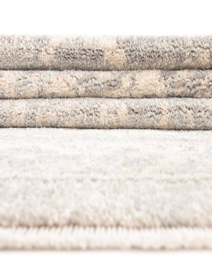 Detail image of  7' 10 x 7' 10 Lola Square Rug