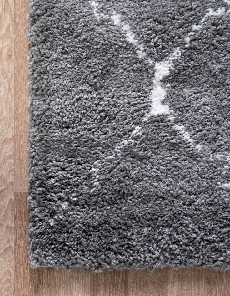 Detail image of  7' 10 x 7' 10 Moroccan Shag Square Rug