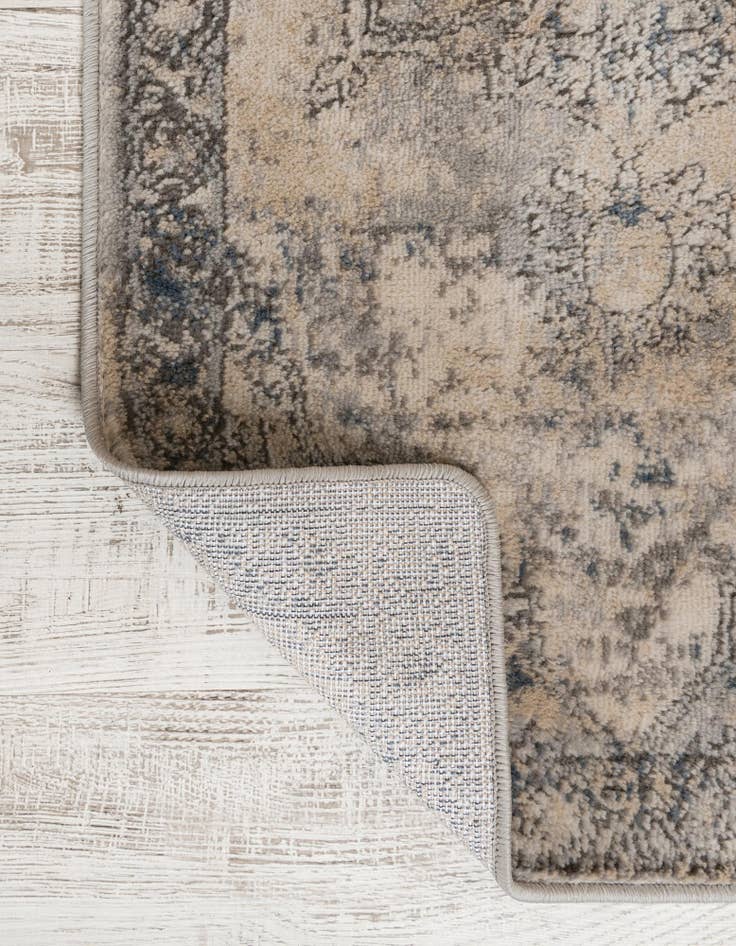 Detail image of  7' 10 x 7' 10 Oregon Square Rug