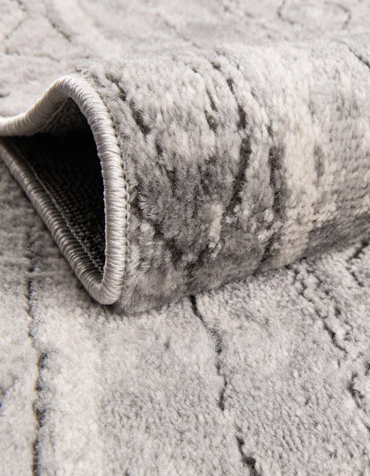 Detail image of  4' x 4' Oregon Square Rug