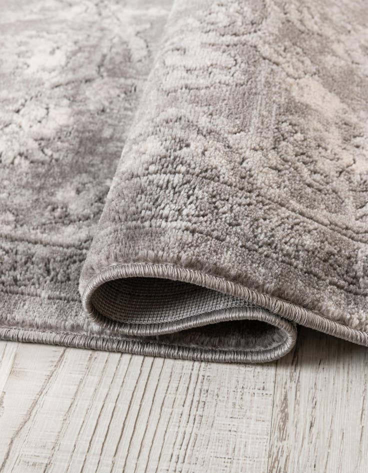 Detail image of  4' x 4' Oregon Square Rug