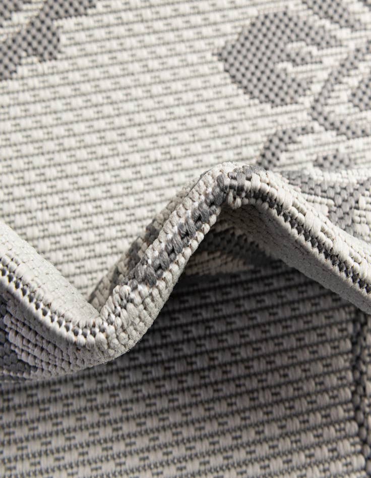 Detail image of  6' x 6'  Washable Botanical Indoor / Outdoor Square Rug