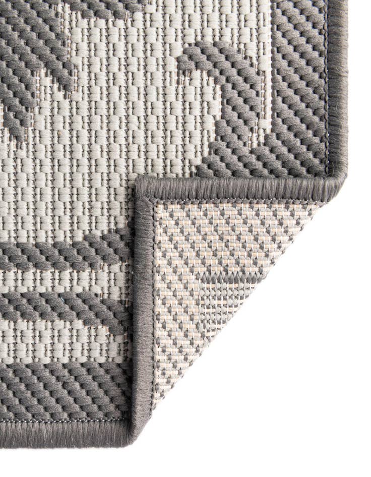 Detail image of  6' x 6'  Washable Botanical Indoor / Outdoor Square Rug