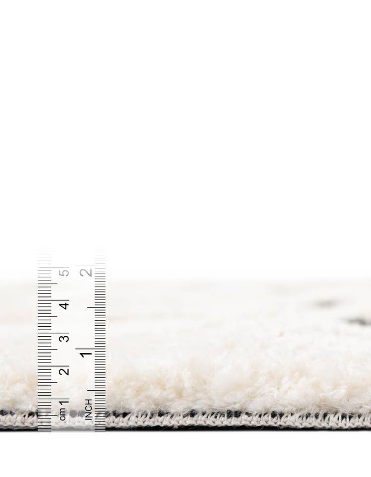 Detail image of  10' x 10' Prismatic Square Rug