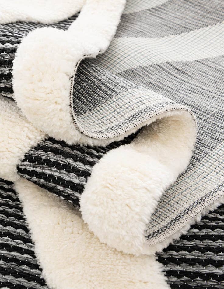 Detail image of  10' x 10' Prismatic Square Rug