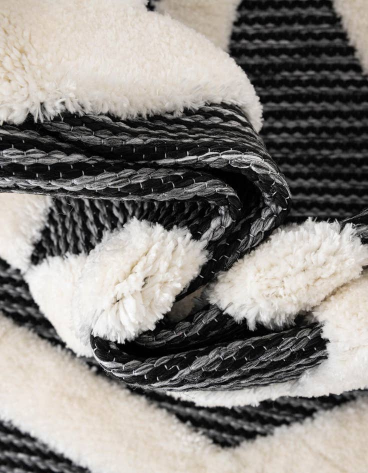 Detail image of  10' x 10' Prismatic Square Rug