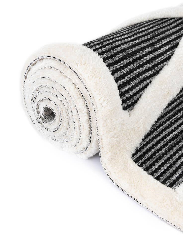 Detail image of  10' x 10' Prismatic Square Rug