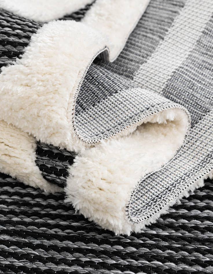 Detail image of  10' x 10' Prismatic Square Rug