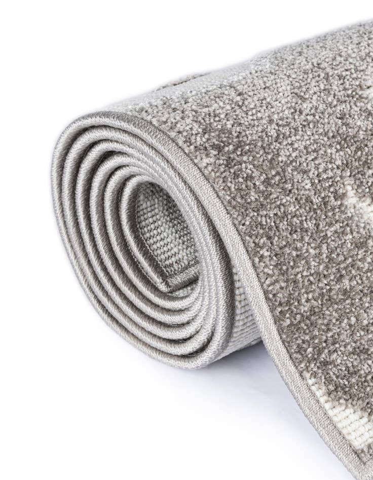 Detail image of  7' 10 x 7' 10  Washable Sabrina Soto Indoor / Outdoor Square Rug