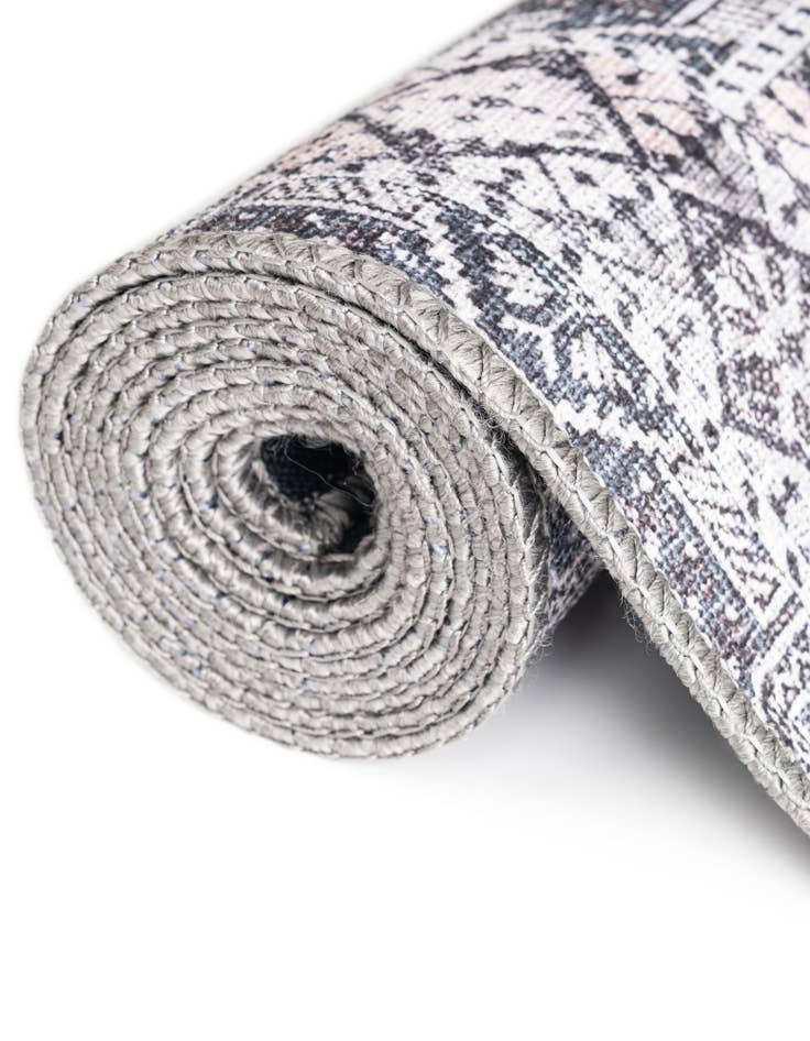 Detail image of  7' 10 x 7' 10 Timeless Square Rug