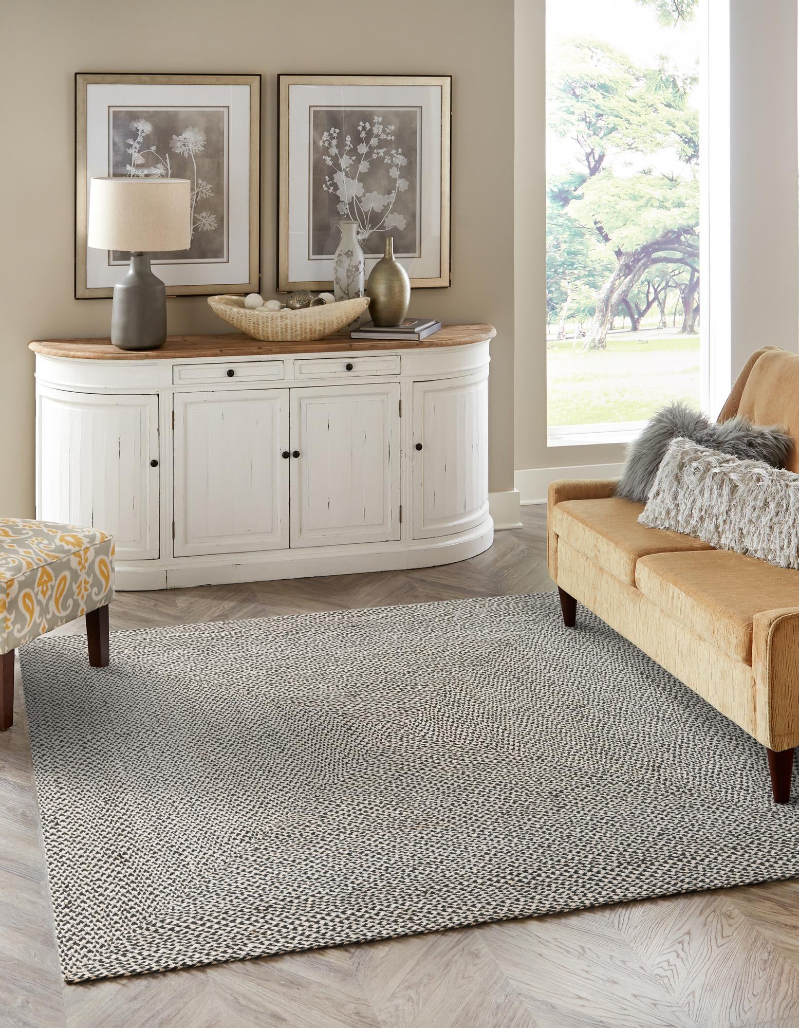  7' 10 x 7' 10  Hand Tweed Braided Jute Square Rug