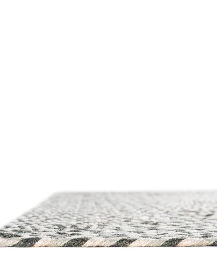 Detail image of  7' 10 x 7' 10  Hand Tweed Braided Jute Square Rug