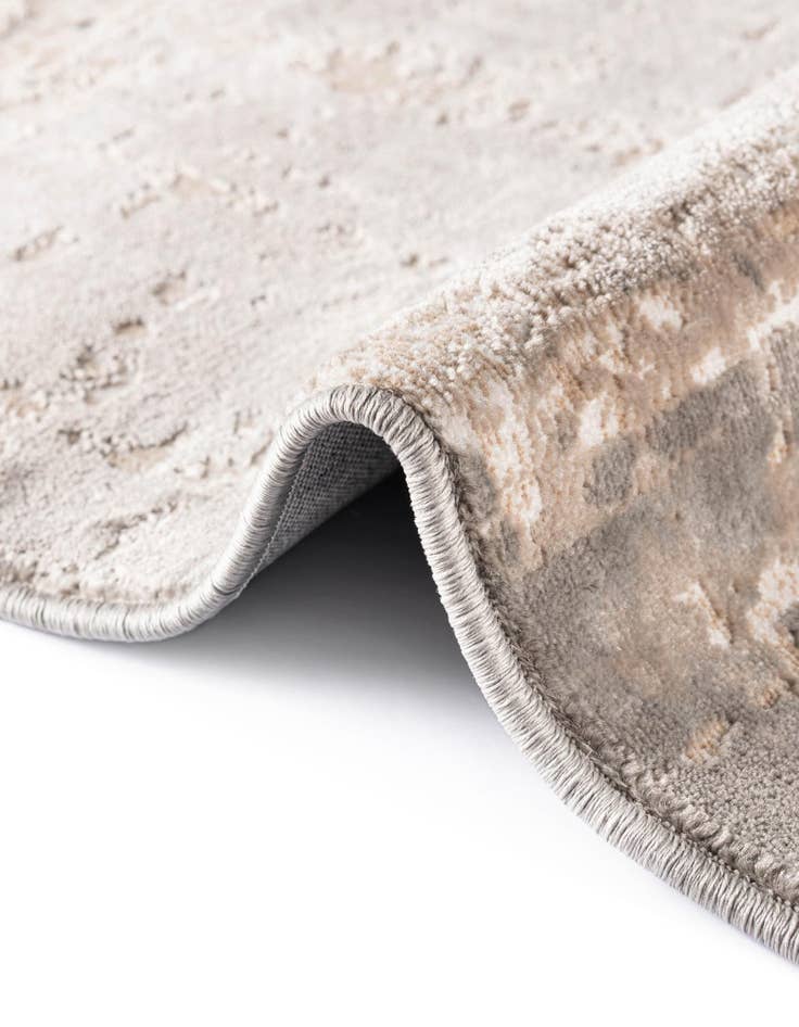 Detail image of Jill Zarin 7' 10 x 7' 10 Uptown Lexington Avenue Square Rug