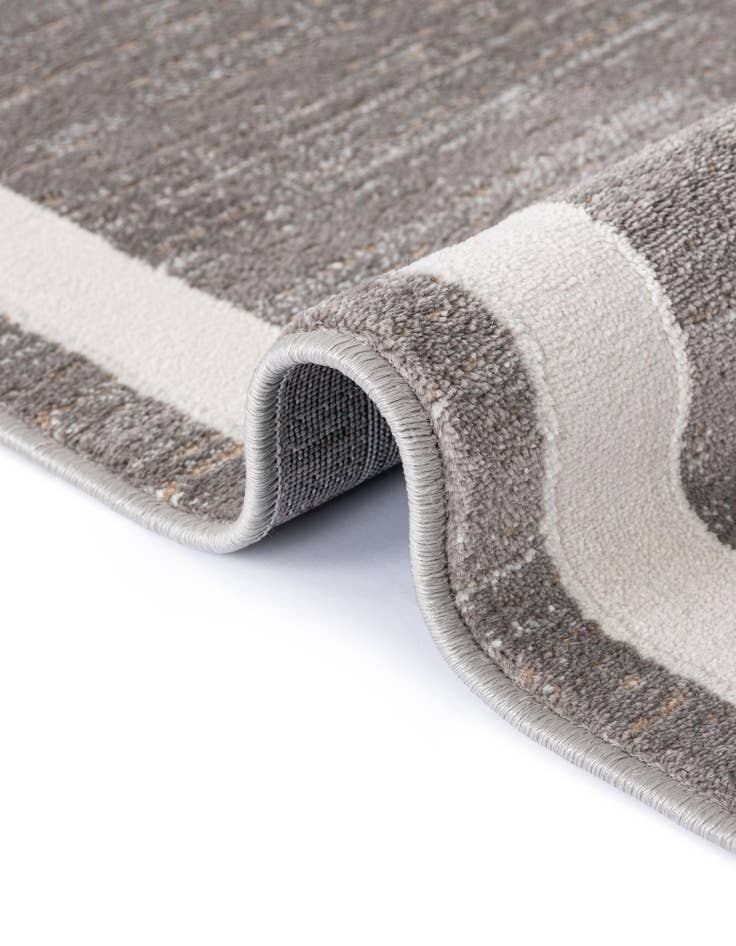 Detail image of Jill Zarin 7' 10 x 7' 10 Uptown Lenox Hill Square Rug