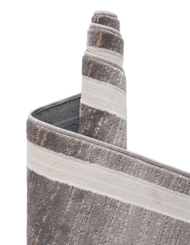 Detail image of Jill Zarin 7' 10 x 7' 10 Uptown Lenox Hill Square Rug