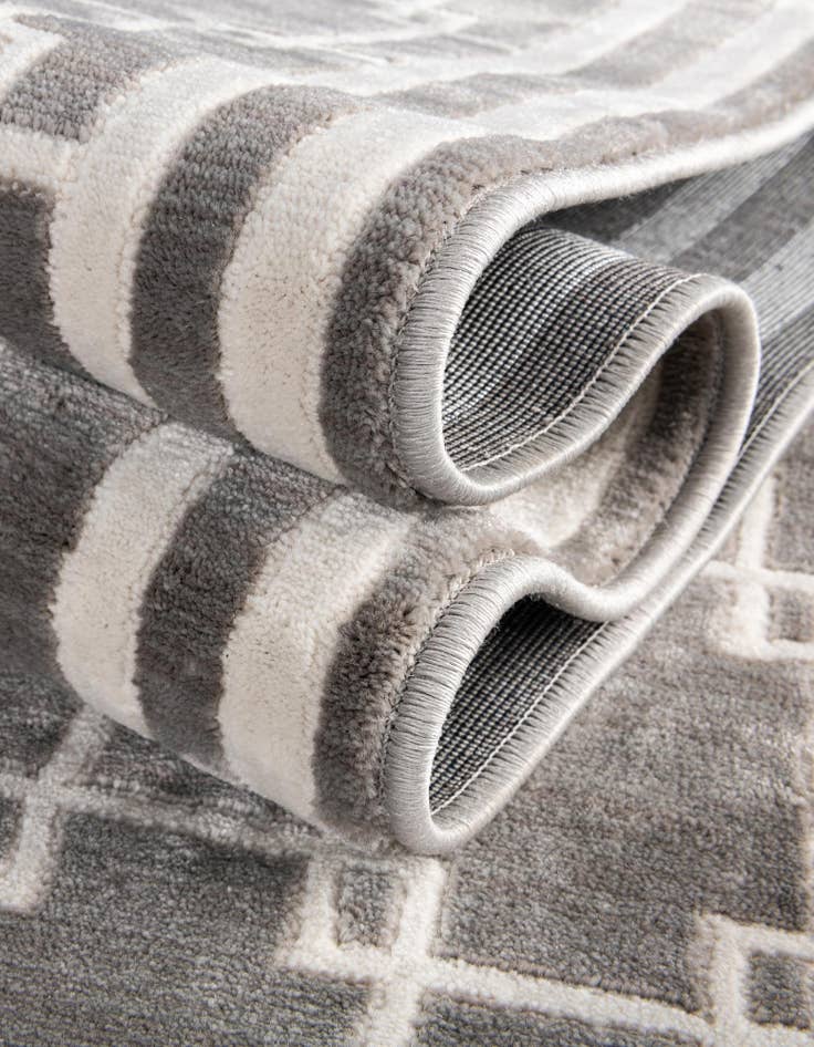 Detail image of Jill Zarin 7' 10 x 7' 10 Metropolitan Uptown Square Rug