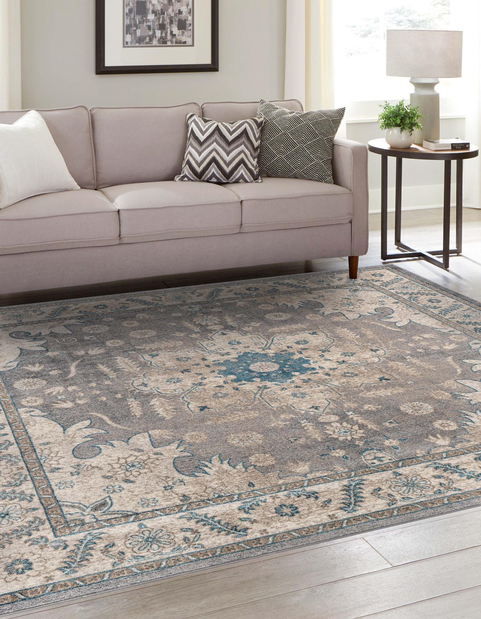 Gray 4' x 4' Viola Square Rug | Rugs.com