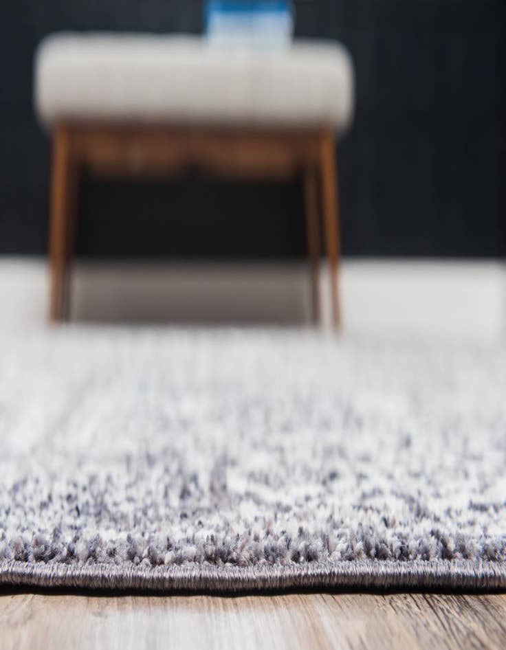 Detail image of 8' x 8' Williamsburg Square Rug