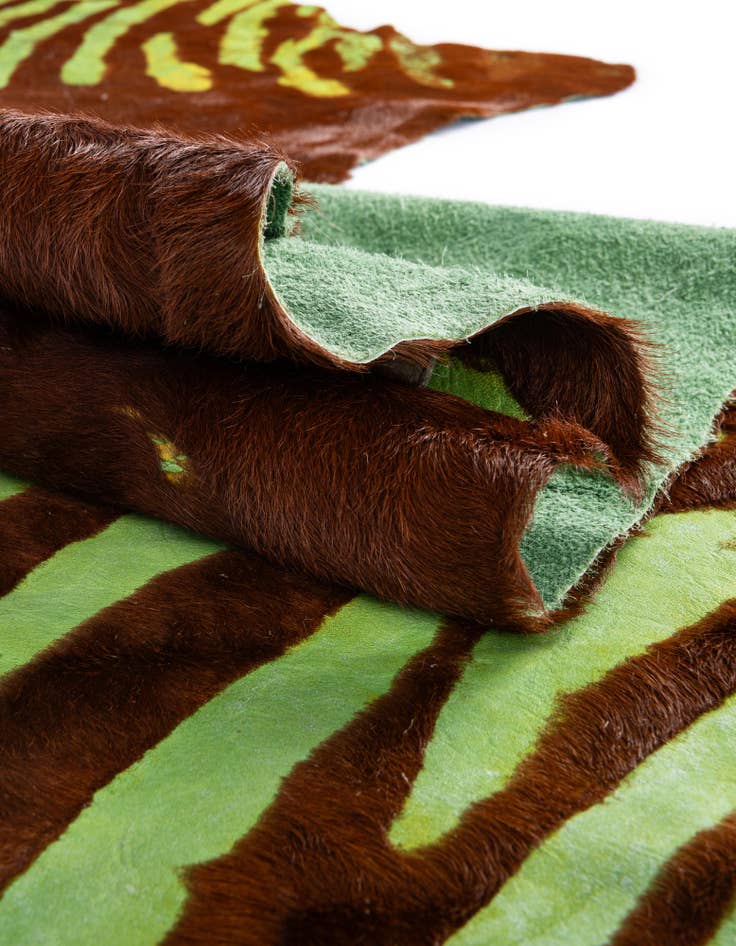 Detail image of 5' 7 x 6' 3 Cowhide Leather Rug