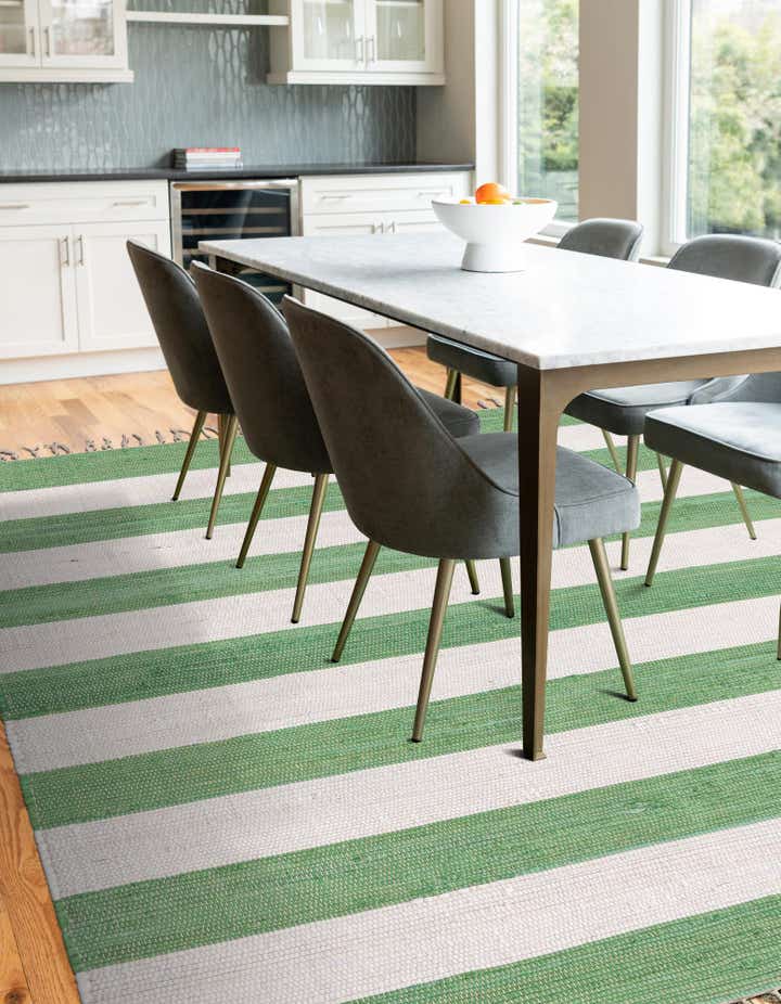 Green and Ivory 4' 1 x 6' 1 Hand Woven Chindi Rag Rug | Rugs.com
