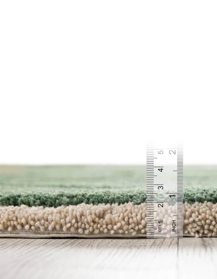 Detail image of  4' 1 x 6' 1 Handtufted Wool Rug