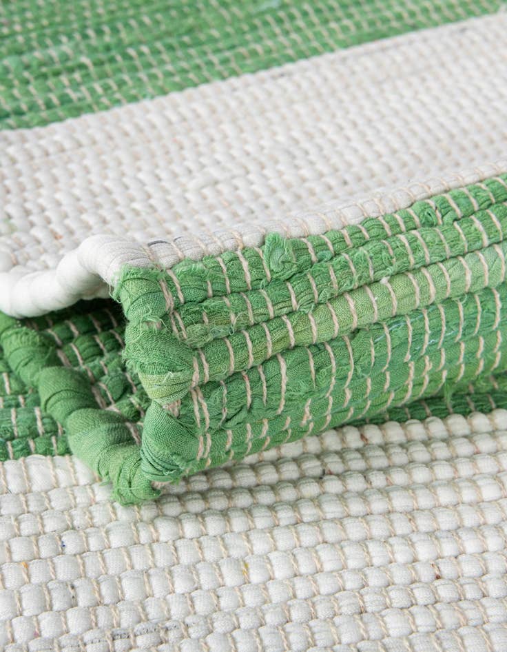 Detail image of  7' 10 x 7' 10  Hand Woven Chindi Rag Square Rug