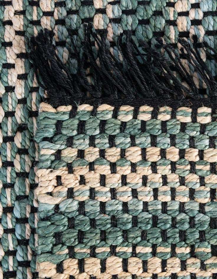 Detail image of  7' 10 x 7' 10 Chunky Jute Square Rug