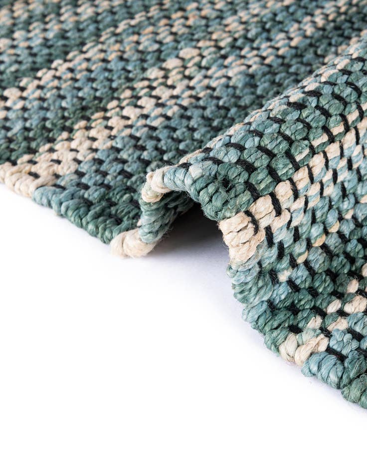 Detail image of  7' 10 x 7' 10 Chunky Jute Square Rug