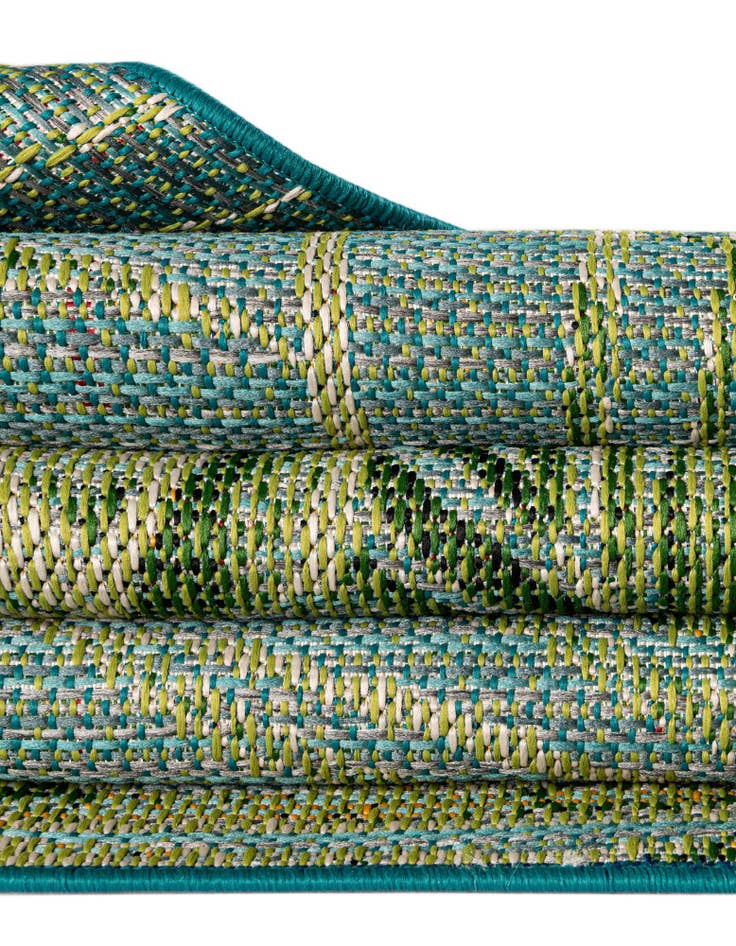 Detail image of  7' 10 x 7' 10  Washable Botanical Indoor / Outdoor Square Rug