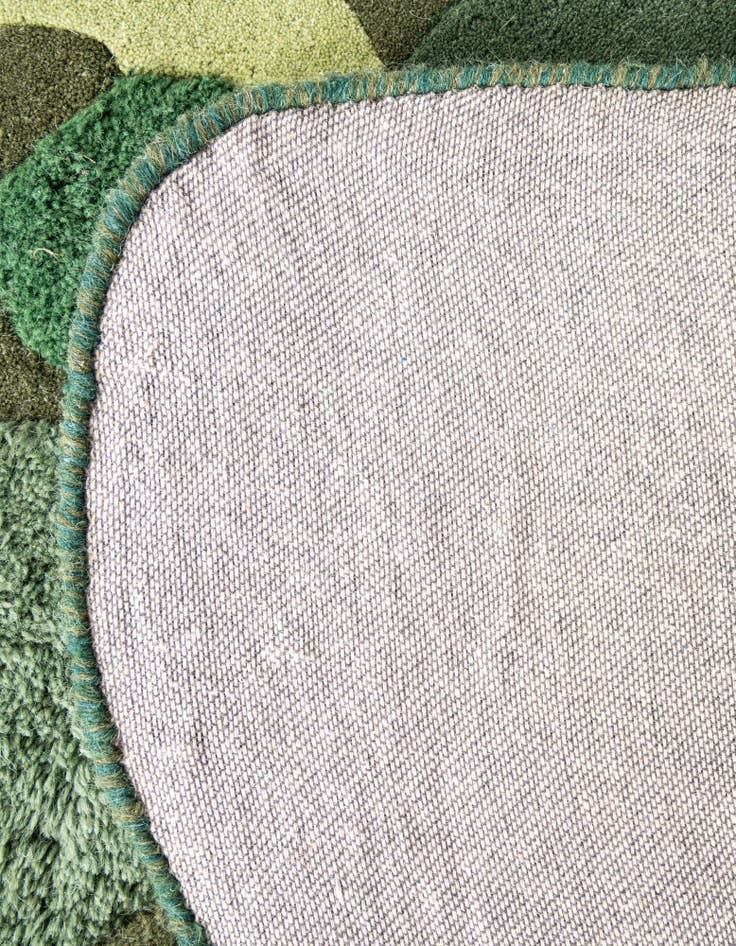 Detail image of  4' 1 x 6' 1 Moss Garden Freeform Rug