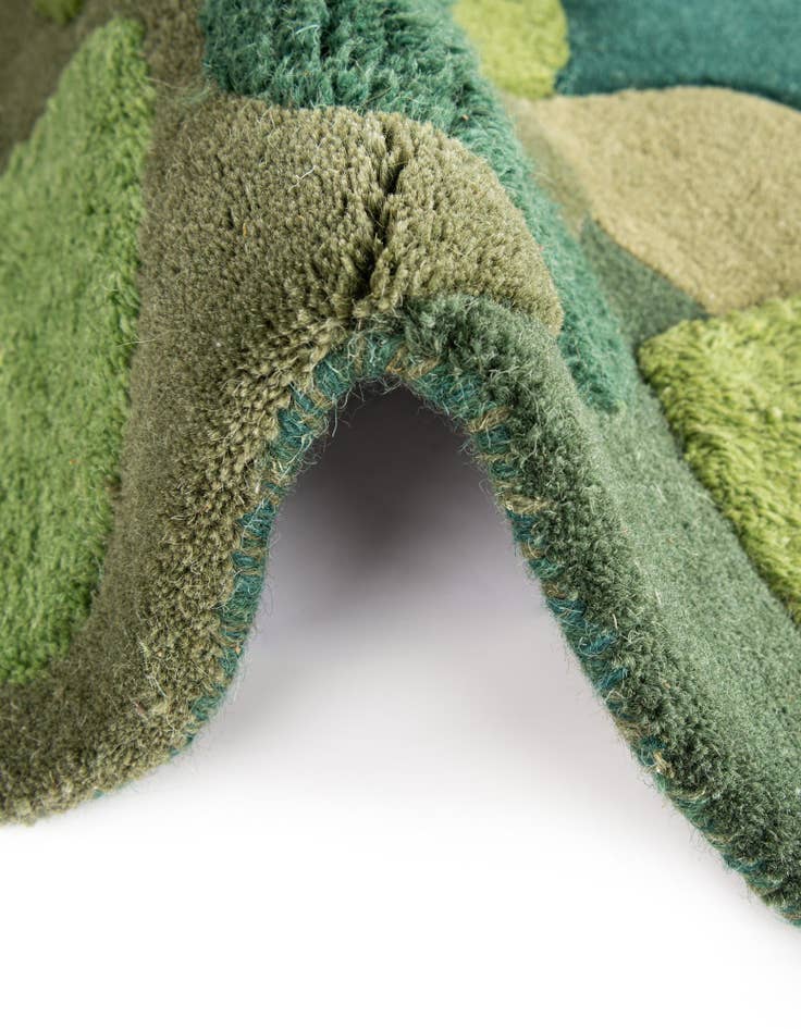 Detail image of  4' 1 x 6' 1 Moss Garden Freeform Rug