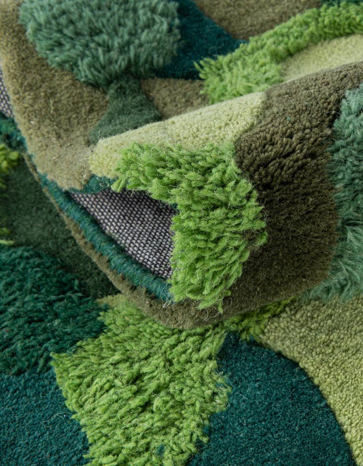 Detail image of  2' x 6' 1 Moss Garden Freeform Rug