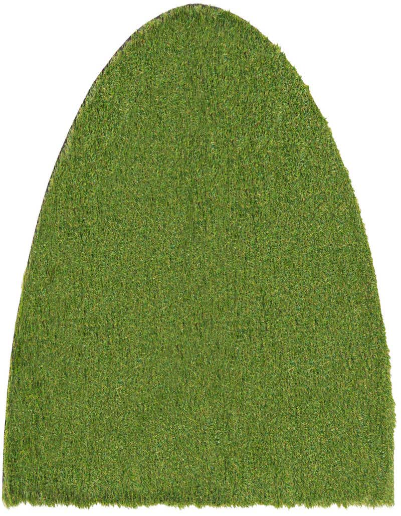 A 3'x6' green polypropylene hearth rug with a textured, grass-like pile, suitable for indoor/outdoor use.
