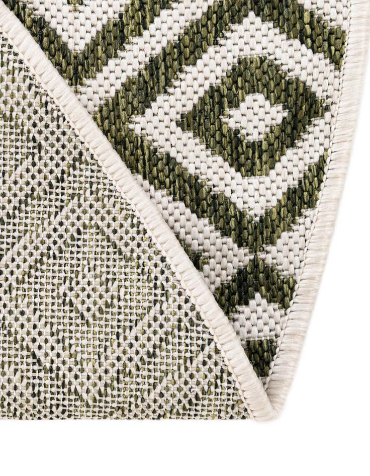 Detail image of  7' 10 x 10'  Washable Jill Zarin Costa Rica Indoor / Outdoor Oval Rug
