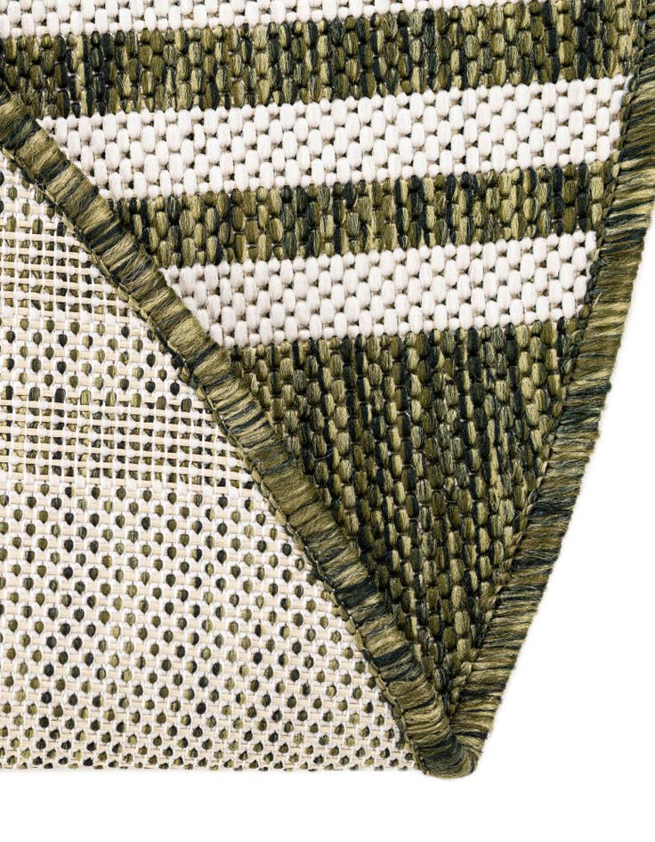 Detail image of  7' 10 x 10'  Washable Jill Zarin Anguilla Indoor / Outdoor Oval Rug