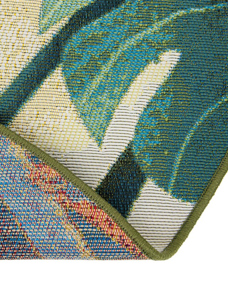 Detail image of  7' 10 x 10'  Washable Botanical Indoor / Outdoor Oval Rug