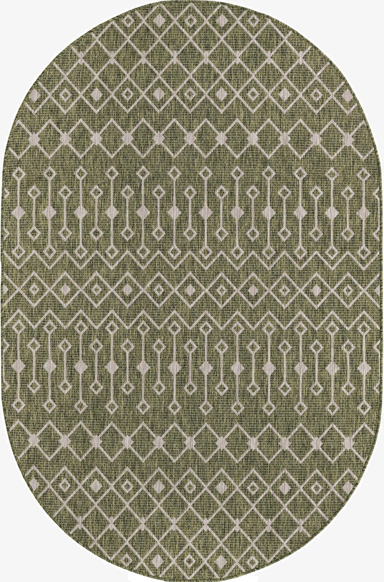  5' 3 x 8'  Washable Lattice Indoor / Outdoor Oval Rug