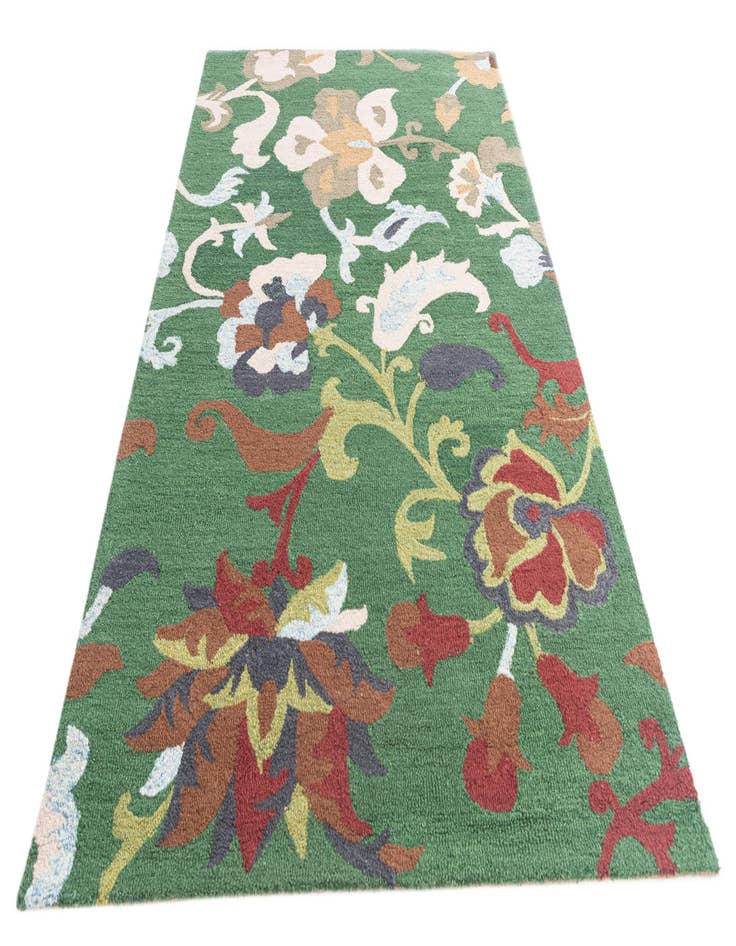 Detail image of  5' 1 x 8' Agra Rug