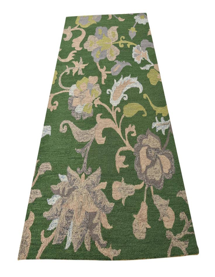 Detail image of  5' 1 x 8' Agra Rug