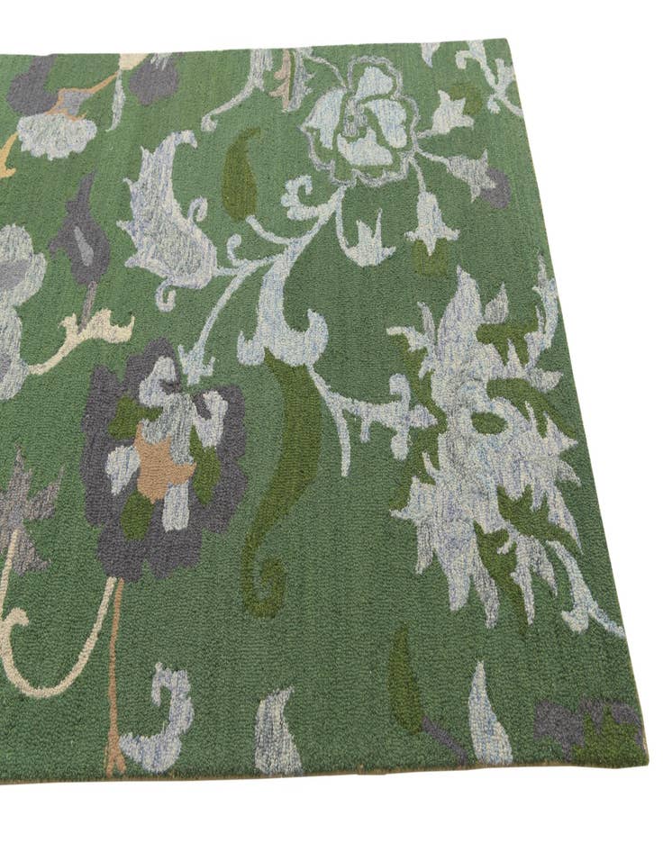 Detail image of  5' x 8' Agra Rug