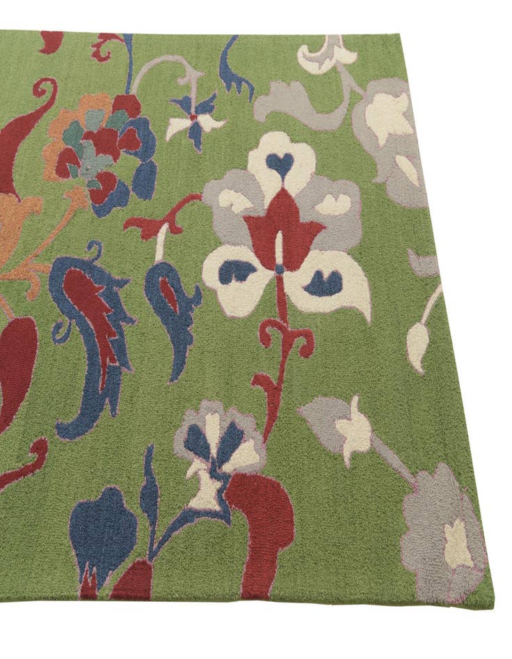 Detail image of  5' 1 x 8' Agra Wool Rug