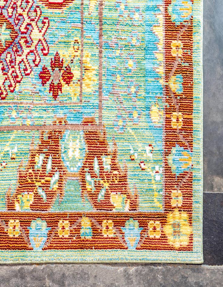 Detail image of  6' x 9' Alexis Rug