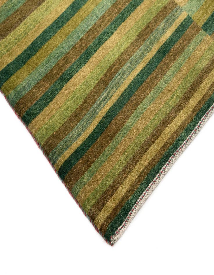 Detail image of  5' 1 x 6' 6 Amaleh Wool Rug