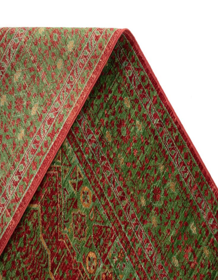 Detail image of  4' 9 x 6' 8 Amina Wool Rug