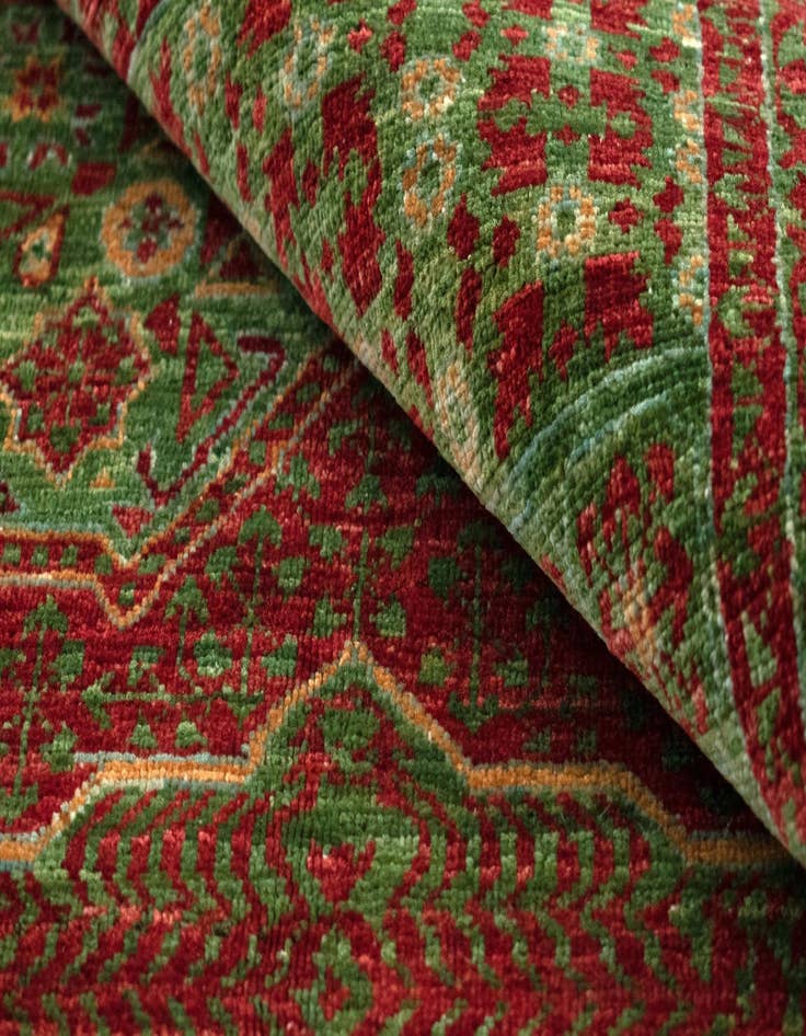 Detail image of  4' 9 x 6' 8 Amina Wool Rug