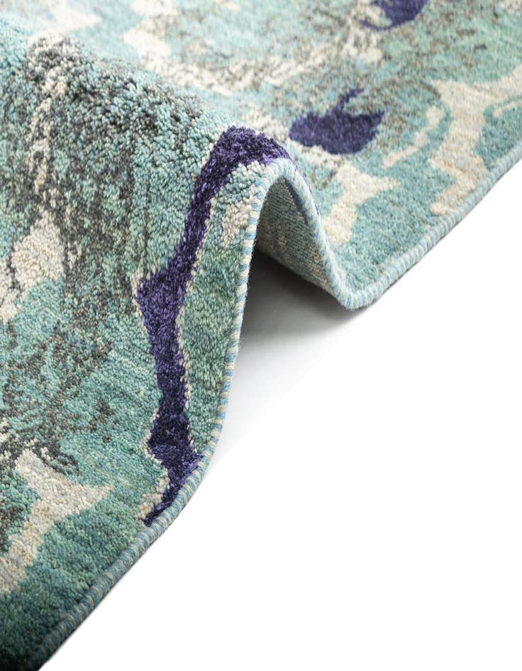 Detail image of  5' 1 x 7' 9  Hand Knotted Anar Rug