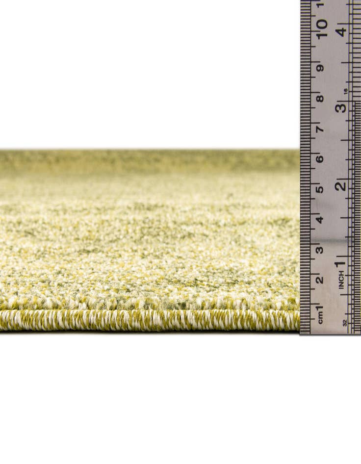 Detail image of  8' x 11' 4 Angelica Rug